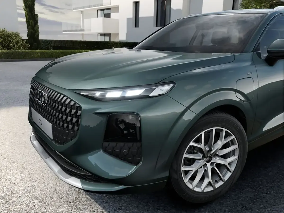 Nuova Audi Q3 Business 272 CV (200 kW) 2026 Verde salvia metallizzato SUV