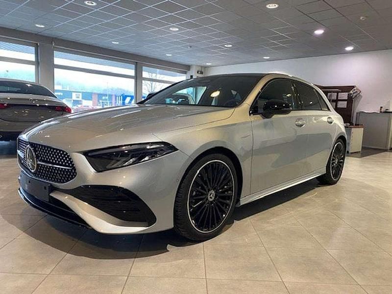 Nuova Mercedes A180 Advanced 116 CV (85 kW) 2026 Argento Utilitaria
