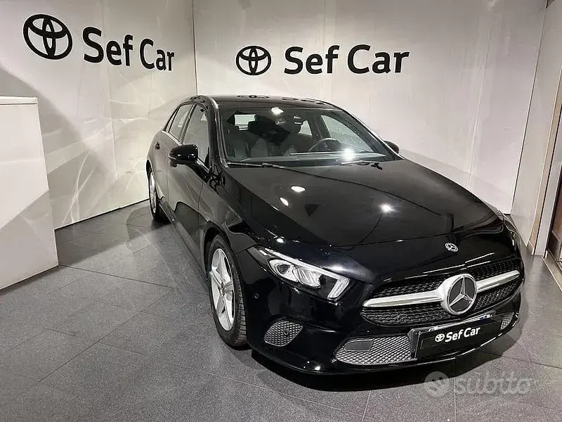 Usata Mercedes A180 Business 116 CV (85 kW) 2019 Nero Berlina