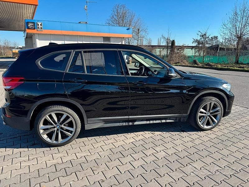 Usata BMW X1 Advantage 150 CV (110 kW) 2020 Nero SUV