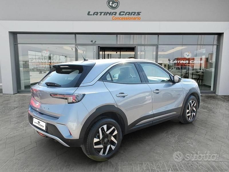 Usado Opel Mokka Elegance 101 CV (74 kW) 2022 Gris SUV