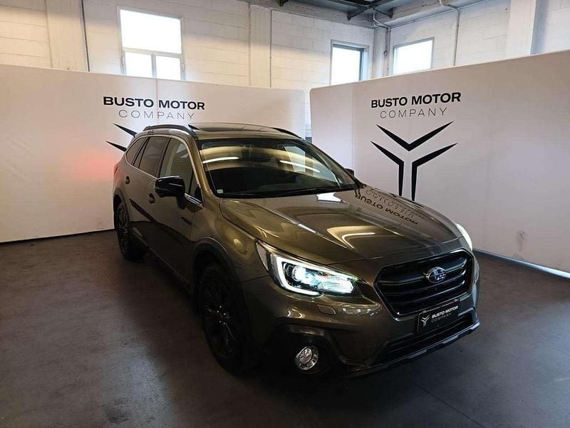 Grigio / metallizzato Usata 2019 Subaru Outback Premium Station wagon | 22.990 € (Super prezzo) - Immagine 1/4