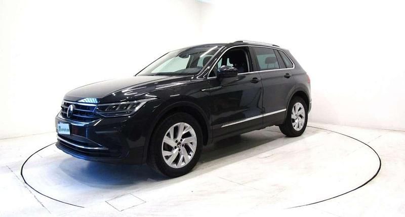 Usata VW Tiguan Life 150 CV (110 kW) 2022 Grigio SUV