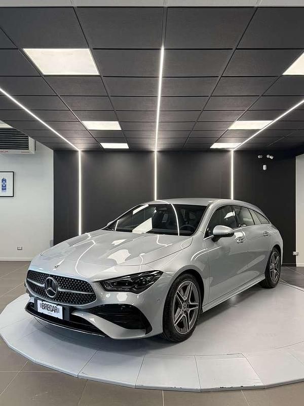 Usata Mercedes CLA200 Shooting Brake AMG 163 CV (119 kW) 2024 Grigio Station wagon