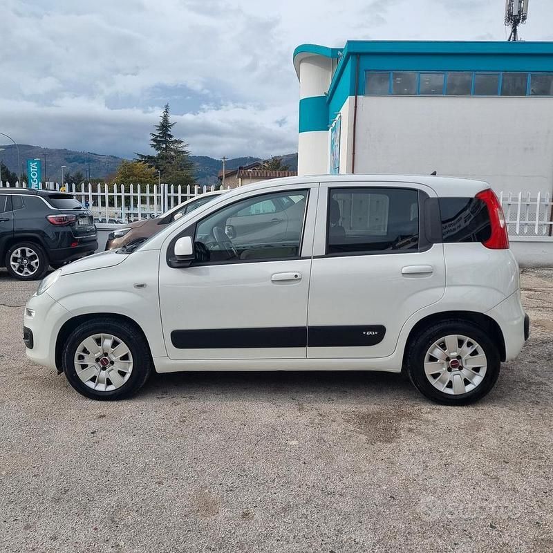 Usata Fiat Panda Lounge 80 CV (58 kW) 2016 Bianco Utilitaria