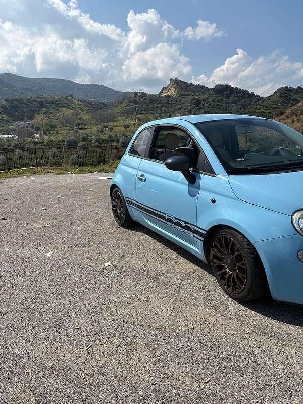 Usata Fiat 500 Pop 69 CV (50 kW) 2012 Blu/azzurro Utilitaria
