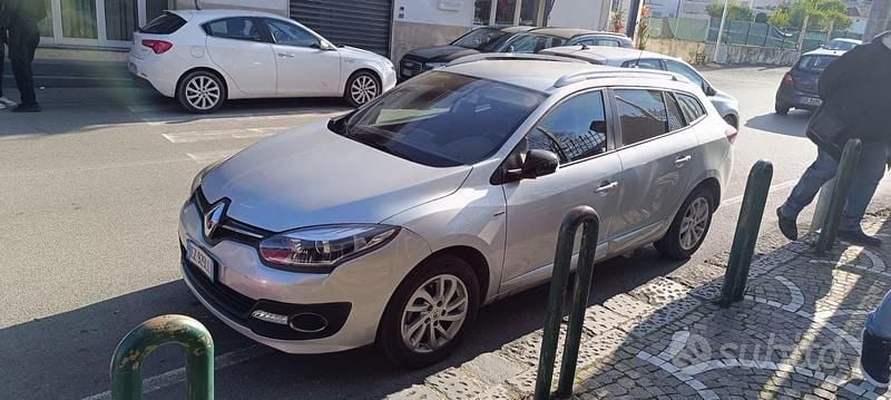 Usata Renault Mégane GrandTour 110 CV (80 kW) 2015 Grigio Station wagon