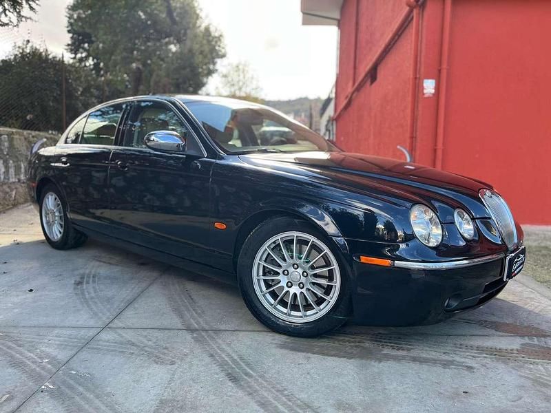 Usata Jaguar S-Type Executive 207 CV (152 kW) 2006 Nero Berlina