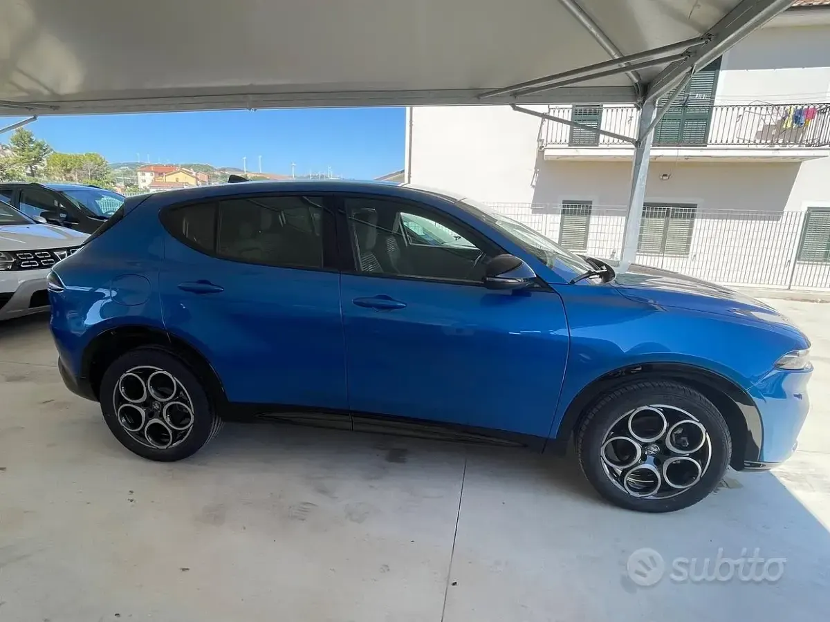 Usata Alfa Romeo Tonale Sprint 131 CV (96 kW) 2024 Blu SUV