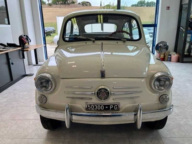 Usata Fiat 600 La Prima 31 CV (22 kW) 1961 Bianco Berlina