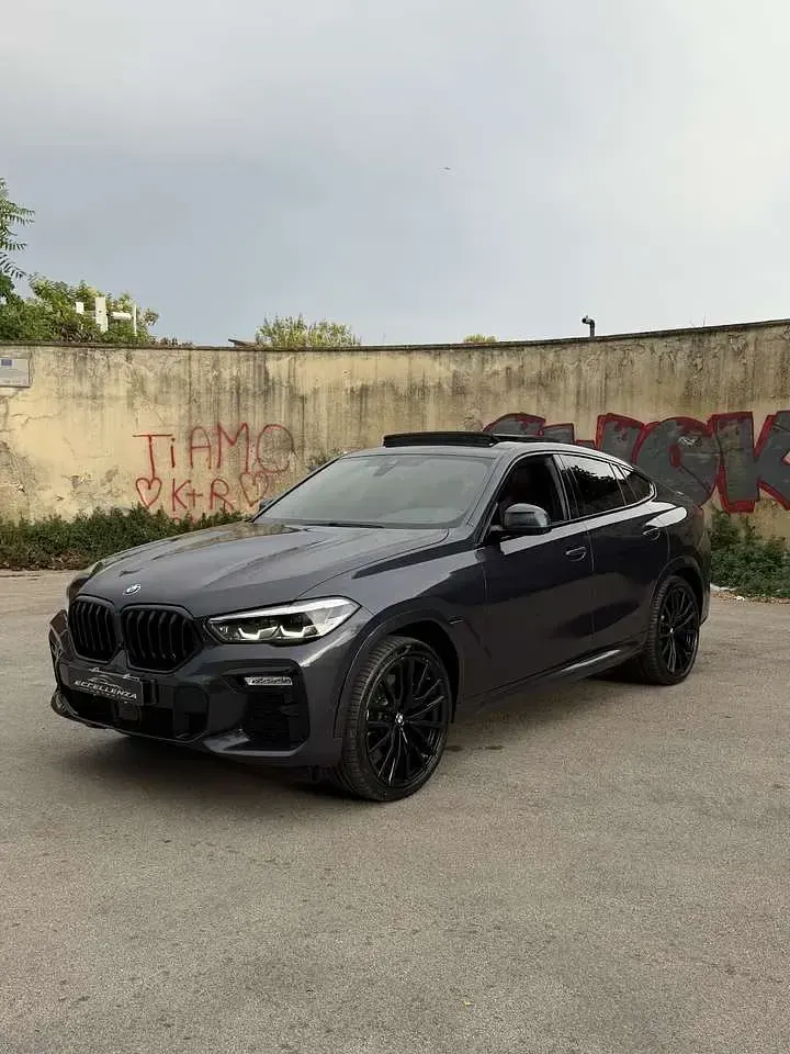 Usata BMW X6 M Sport 265 CV (194 kW) 2020 Grigio SUV