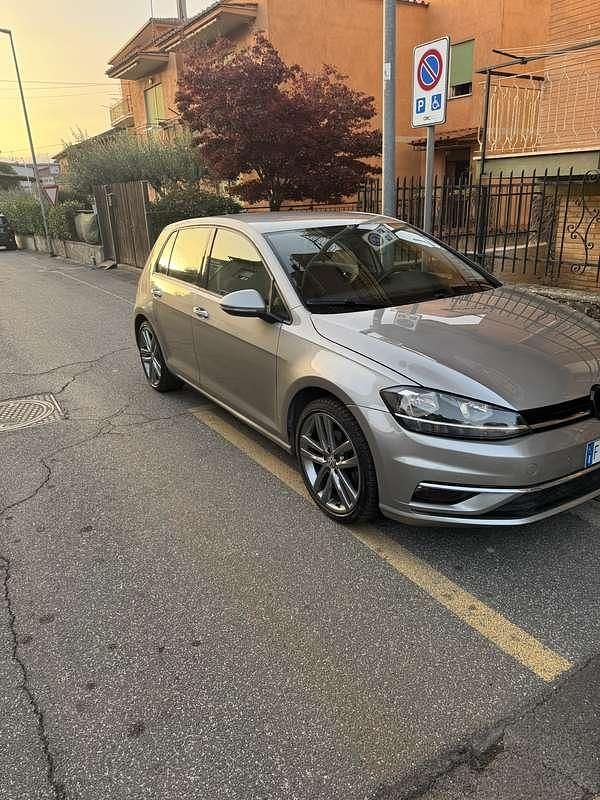 Käytetty VW Golf VII 110 HP (80 kW) 2019 Sedan