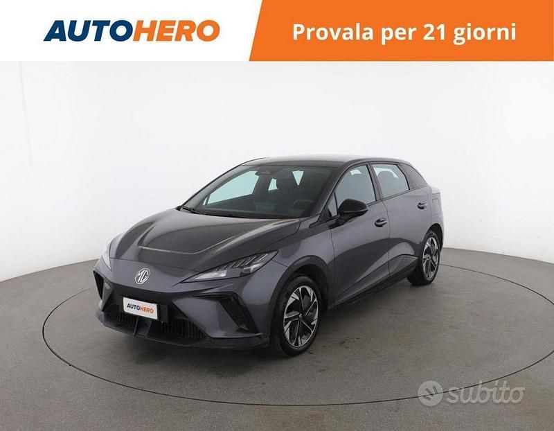 Usata MG MG4 EV 180 kW (245 CV) 2023 Grigio Utilitaria