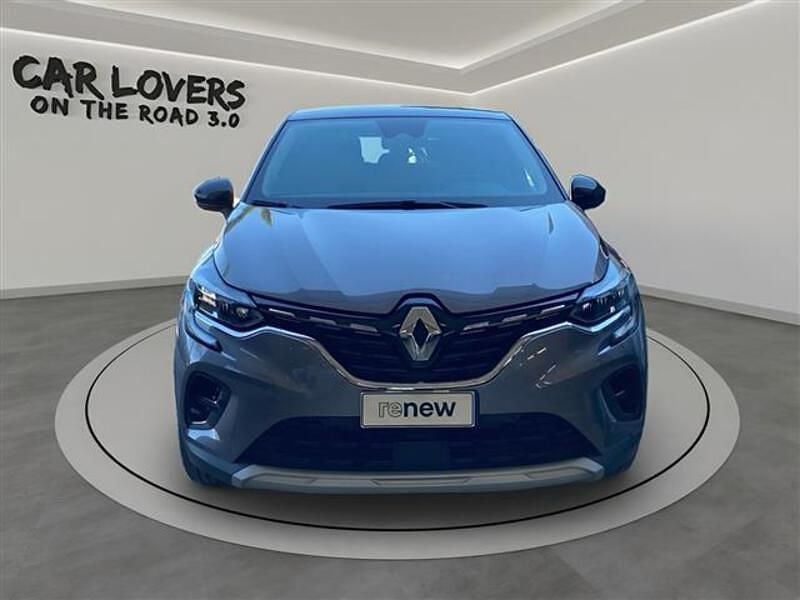 Käytetty Renault Captur Intens 101 HP (74 kW) 2023 Harmaa Katumaasturi