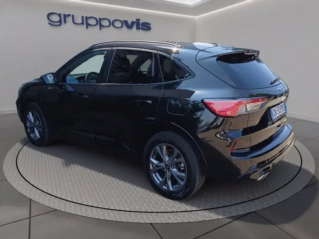 Usata Ford Kuga ST-Line 225 CV (165 kW) 2023 Nero metallizzato SUV