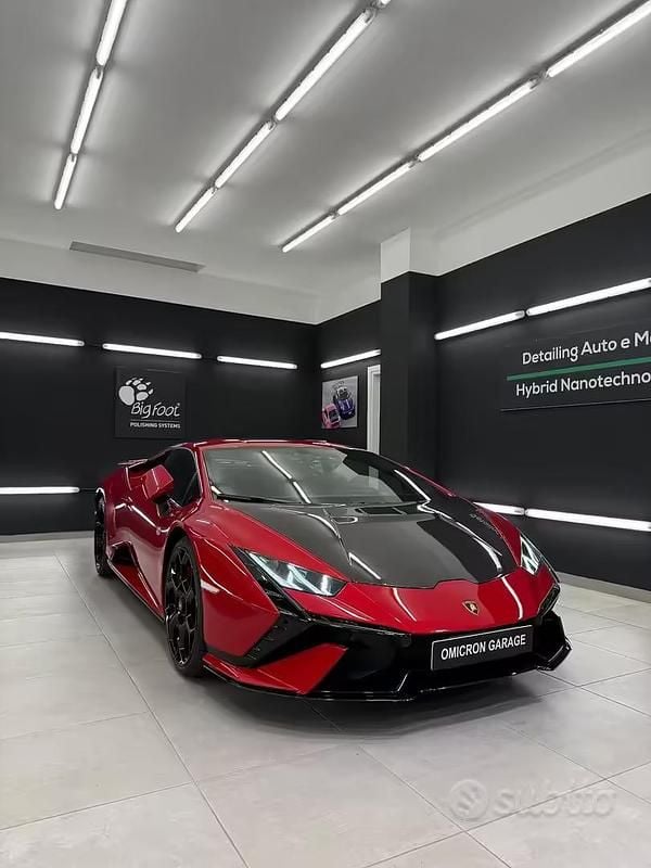 Usata Lamborghini Huracán 2023 Rosso Coupé