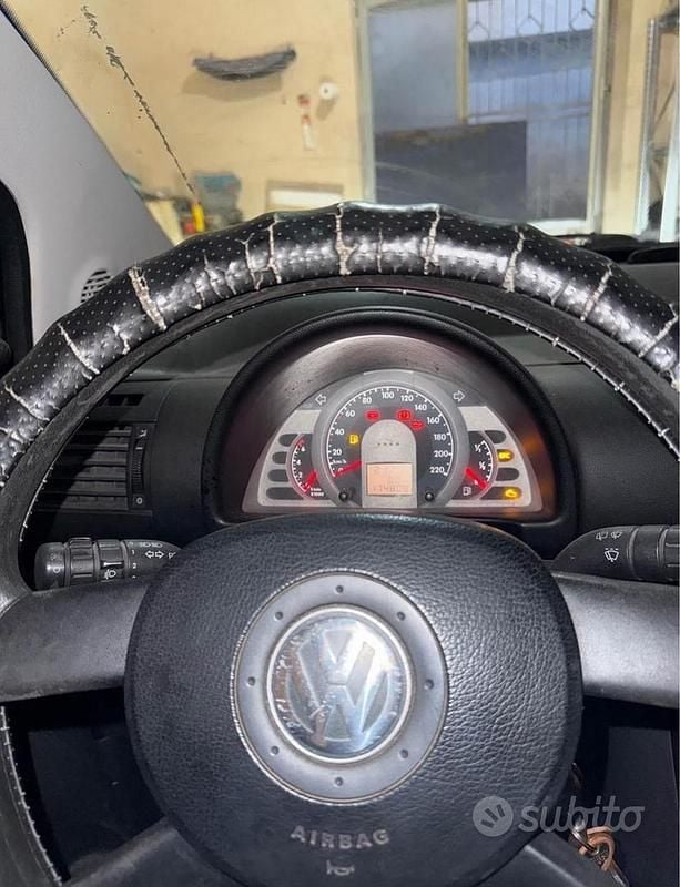 Usata VW Fox Sport 54 CV (39 kW) 2005 Blu Utilitaria