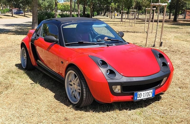 Usata Smart Roadster 82 CV (60 kW) 2004 Rosso Cabrio