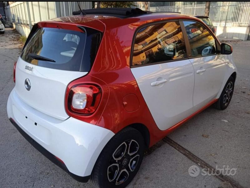 Bianco Usata 2016 Smart ForTwo Cabrio Cabrio | 13.000 € - Immagine 1/4
