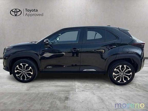 Usata Toyota Yaris Hybrid Trend 116 CV (85 kW) 2022 Nero Pick-up