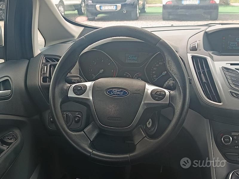 Begagnad Ford C-MAX Titanium 115 HK (84 kW) 2014 Grå Minibuss