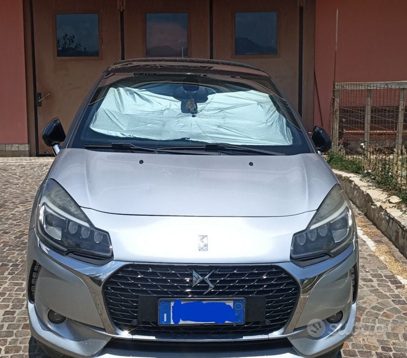 Grigio Usata 2016 DS Automobiles DS3 Sport Chic Utilitaria | 6000 € (Buon prezzo) - Immagine 1/4