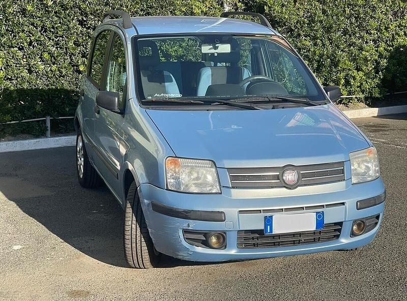 Usata Fiat Panda 69 CV (50 kW) 2010 Blu Utilitaria
