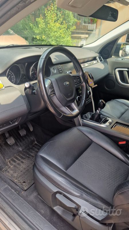 Usata Land Rover Discovery Sport 150 CV (110 kW) 2017 Grigio SUV