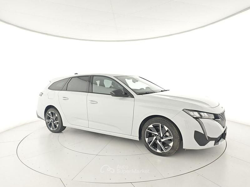 Begagnad Peugeot 308 Allure 131 HK (96 kW) 2025 Kombi