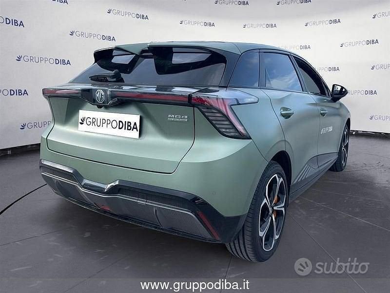 Usata MG MG4 EV 152 kW (207 CV) 2023 Verde Utilitaria