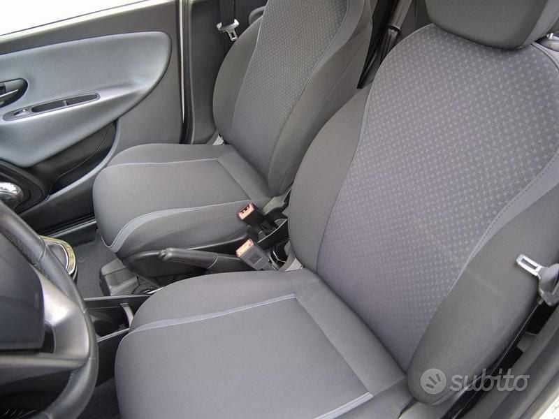 Usata Lancia Ypsilon S 85 CV (62 kW) 2017 Bianco Utilitaria