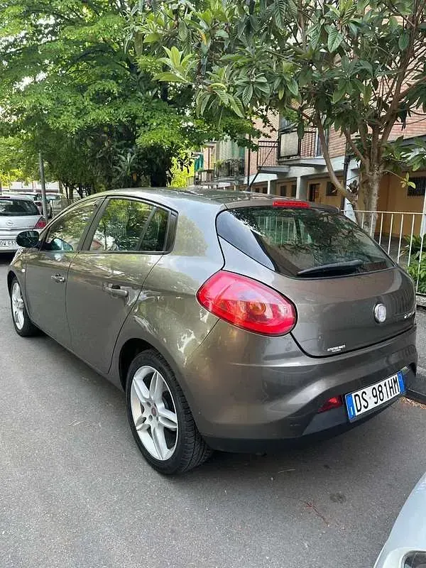 Usata Fiat Bravo 90 CV (66 kW) 2007 Utilitaria