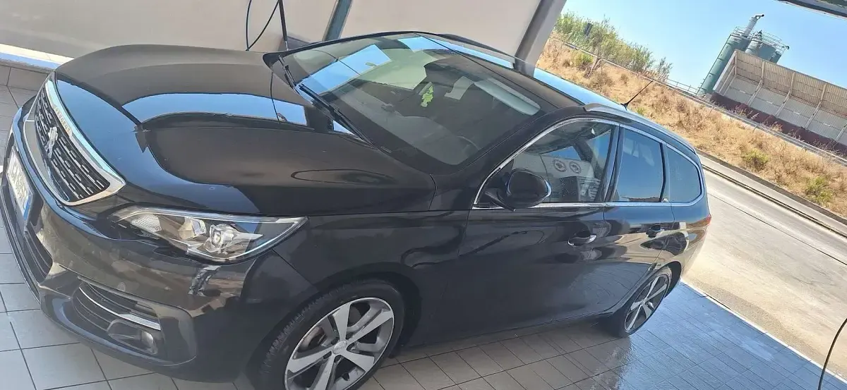 Usata Peugeot 308 GT-line 150 CV (110 kW) 2017 Berlina