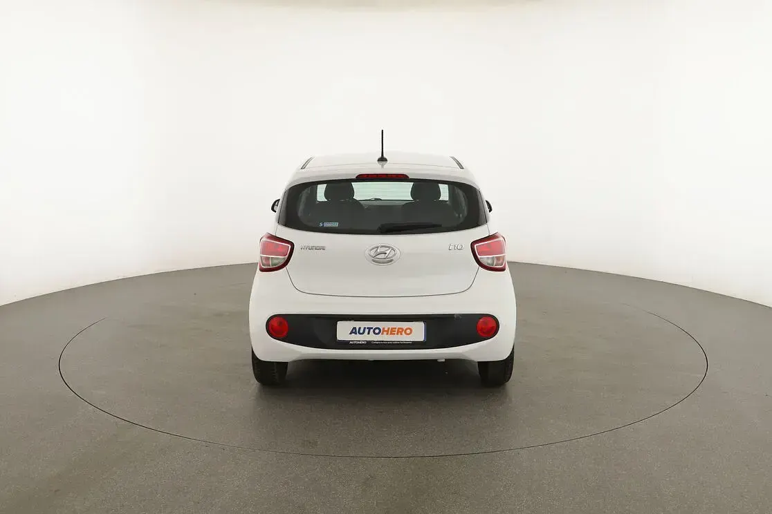 Usata Hyundai i10 Advanced 67 CV (49 kW) 2019 Bianco Utilitaria