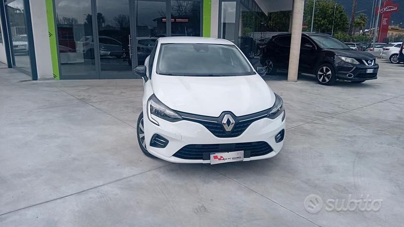 Bianco Usata 2023 Renault Clio V Equilibre Berlina | 12.500 € (Super prezzo) - Immagine 1/4