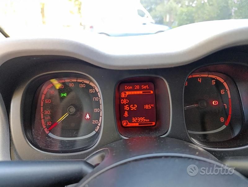 Usata Fiat Panda Cross Cross 69 CV (50 kW) 2021 Grigio Utilitaria