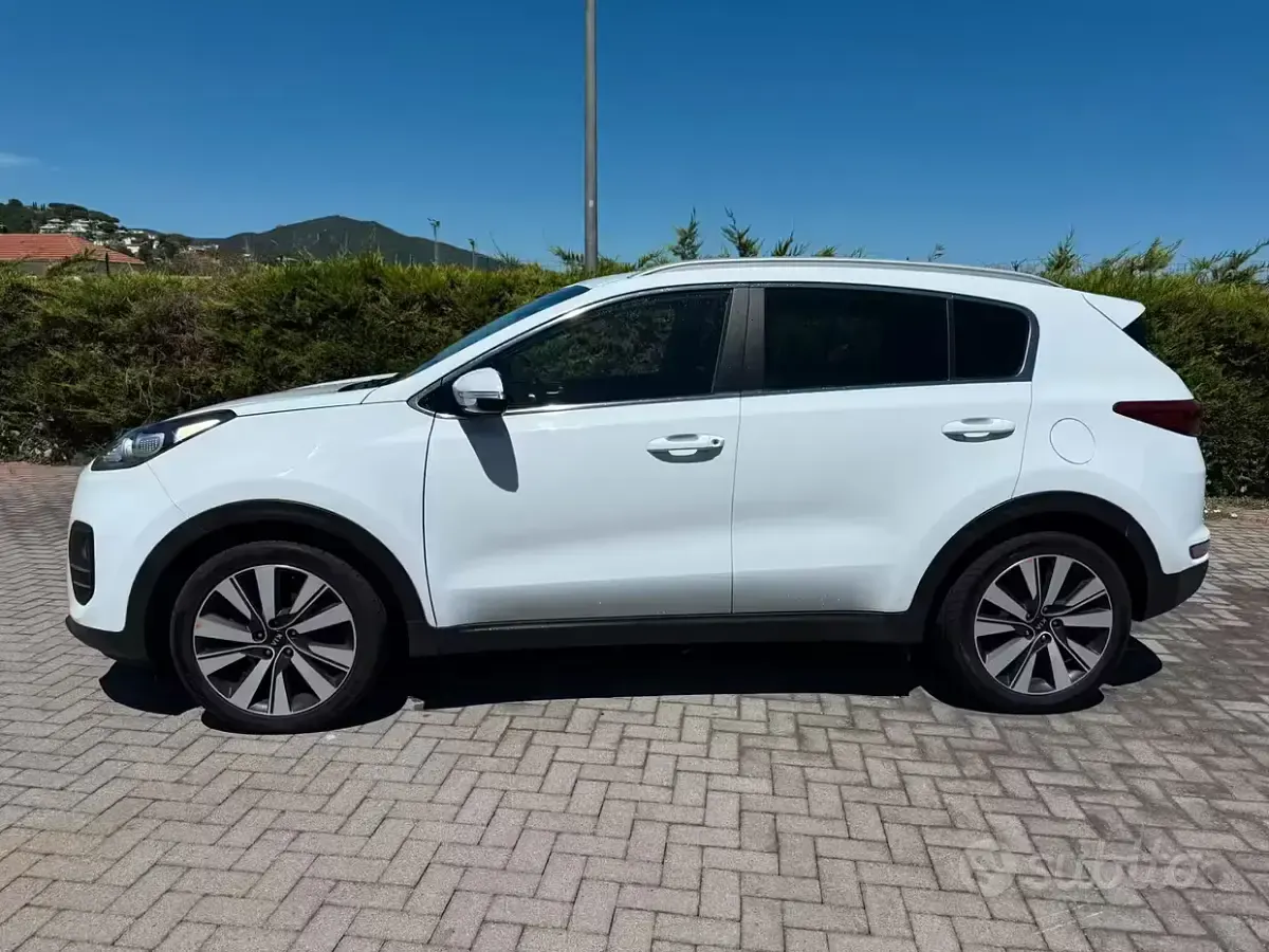 Usata Kia Sportage 141 CV (103 kW) 2017 Bianco SUV