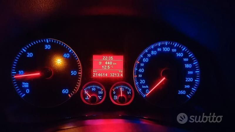 Usata VW Golf V 2005 Utilitaria