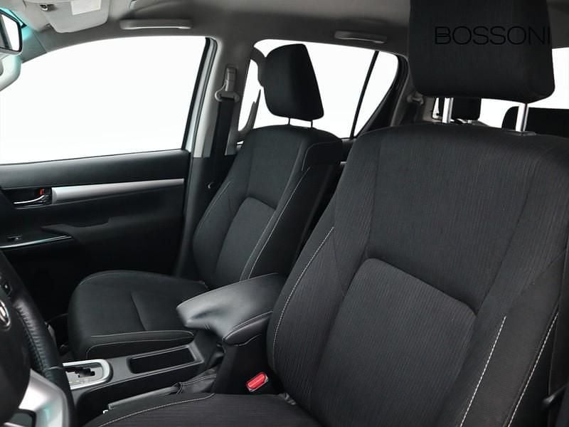 Usata Toyota HiLux Executive 150 CV (110 kW) 2021 Bianco Pick-up