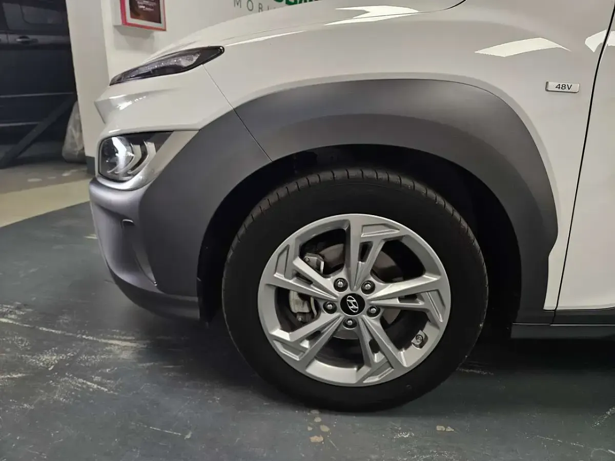 Usata Hyundai Kona 120 CV (88 kW) 2023 Bianco SUV