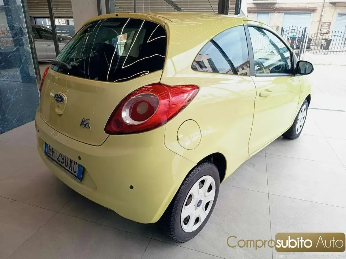 Usata Ford Ka 69 CV (50 kW) 2011 Verde Utilitaria