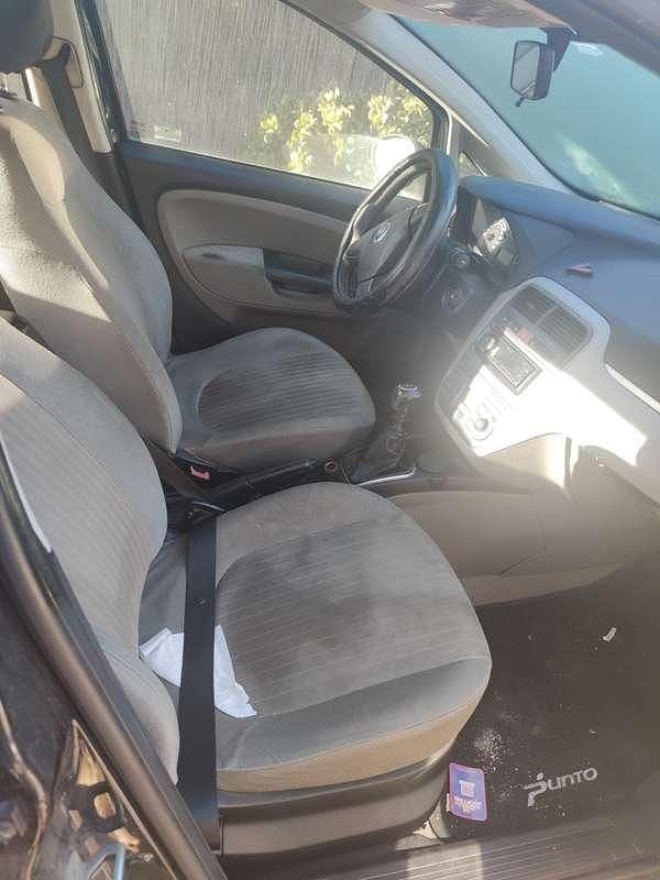 Usata Fiat Grande Punto Emotion 90 CV (66 kW) 2006 Utilitaria