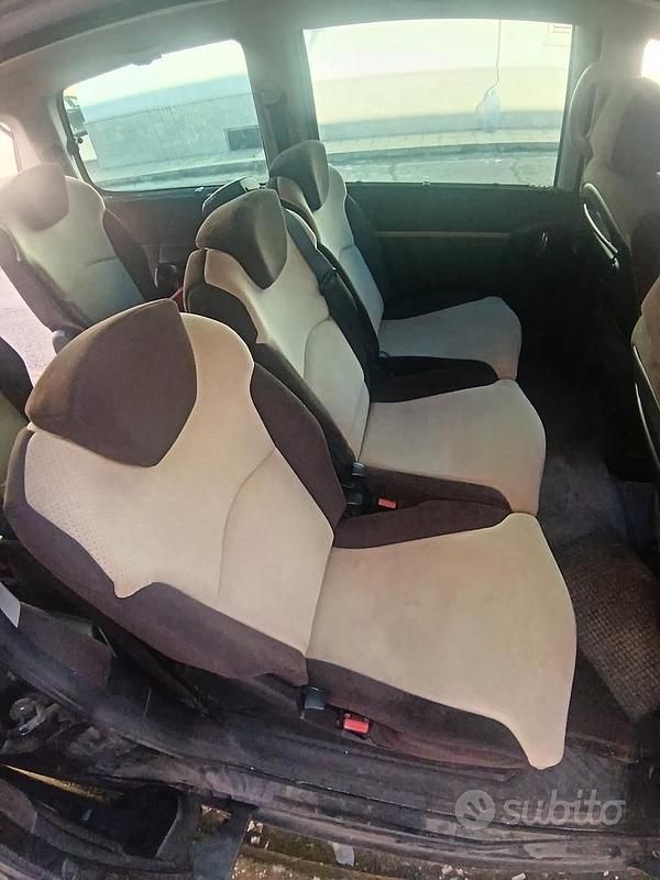 Usata Lancia Phedra 2009 Blu Monovolume