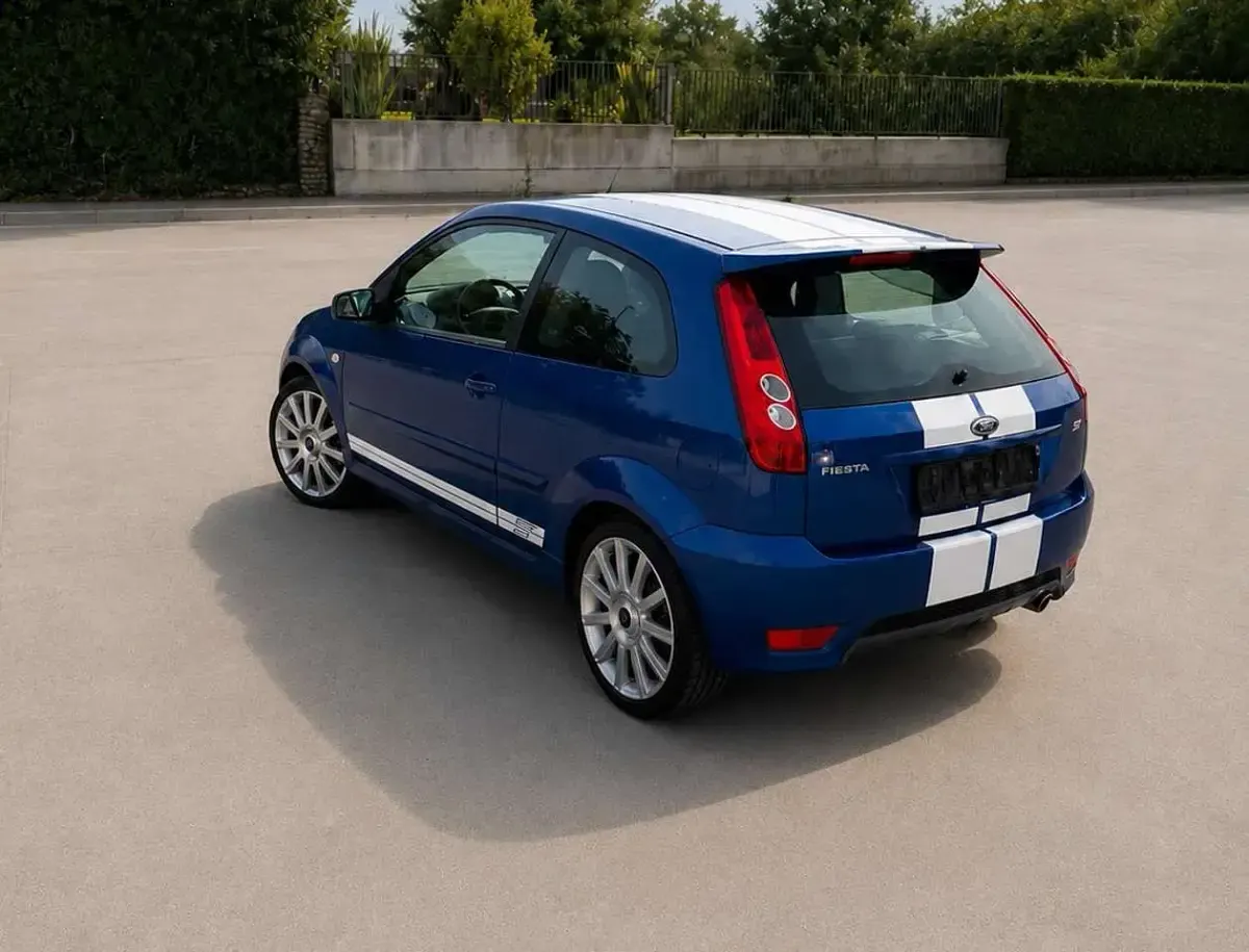 Usata Ford Fiesta ST 150 CV (110 kW) 2006 Other Utilitaria