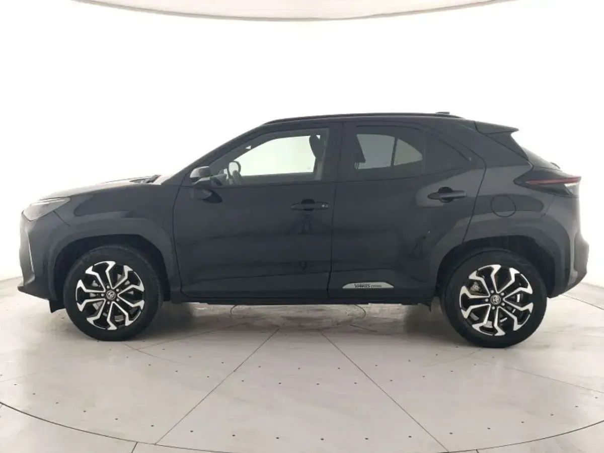 Usata Toyota Yaris Cross Trend 116 CV (85 kW) 2023 Nero SUV