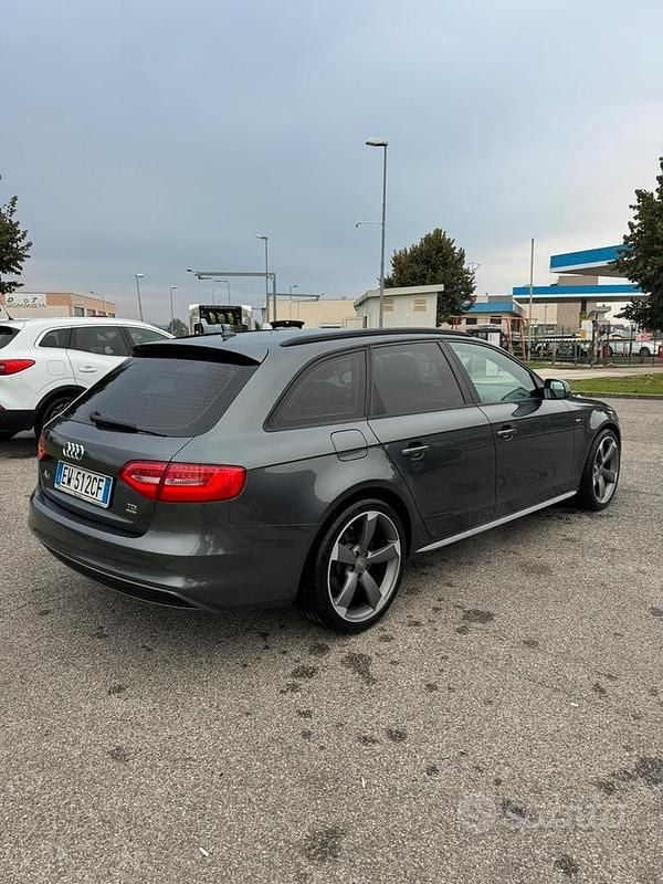 Usata Audi A4 S-Line 190 CV (139 kW) 2014 Grigio Station wagon
