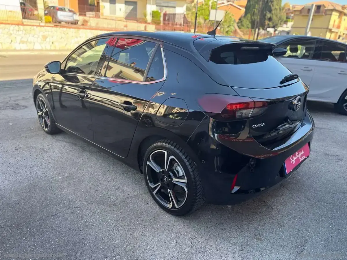 Usata Opel Corsa Edition 101 CV (74 kW) 2020 Nero Utilitaria