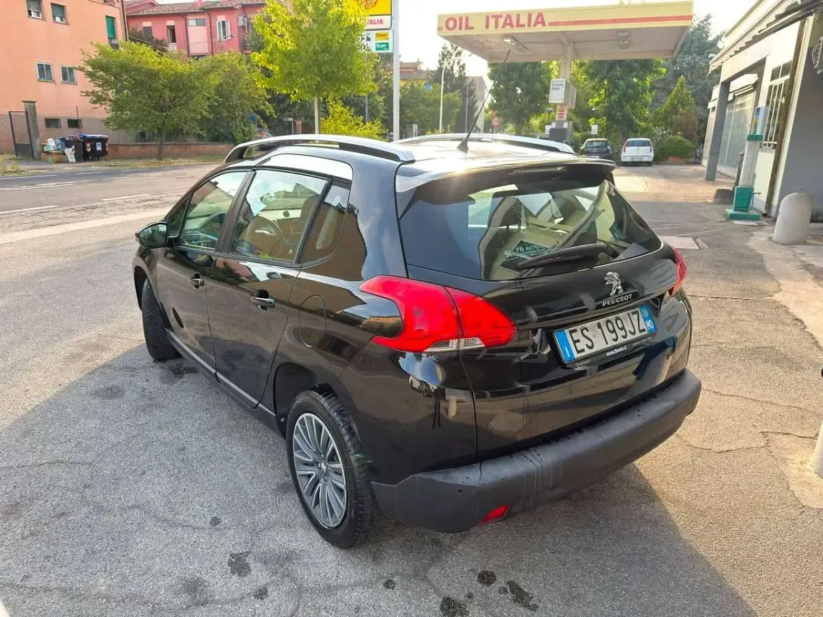 Usata Peugeot 2008 Allure 92 CV (67 kW) 2013 Nero SUV