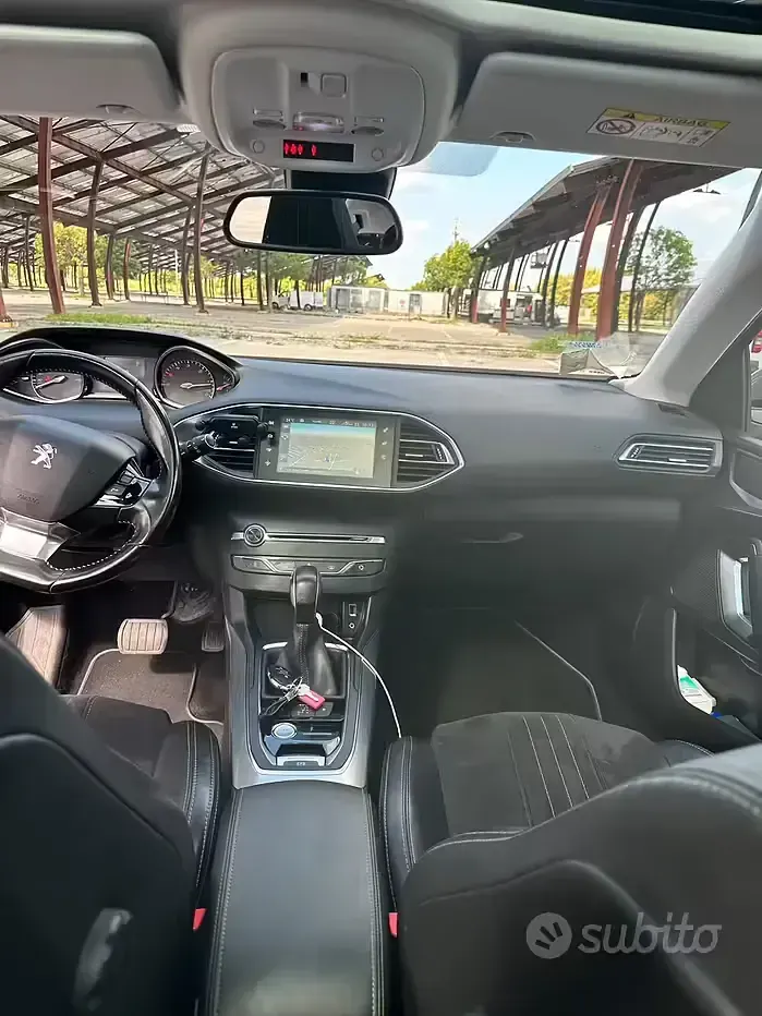 Usata Peugeot 308 150 CV (110 kW) 2016 Grigio Berlina