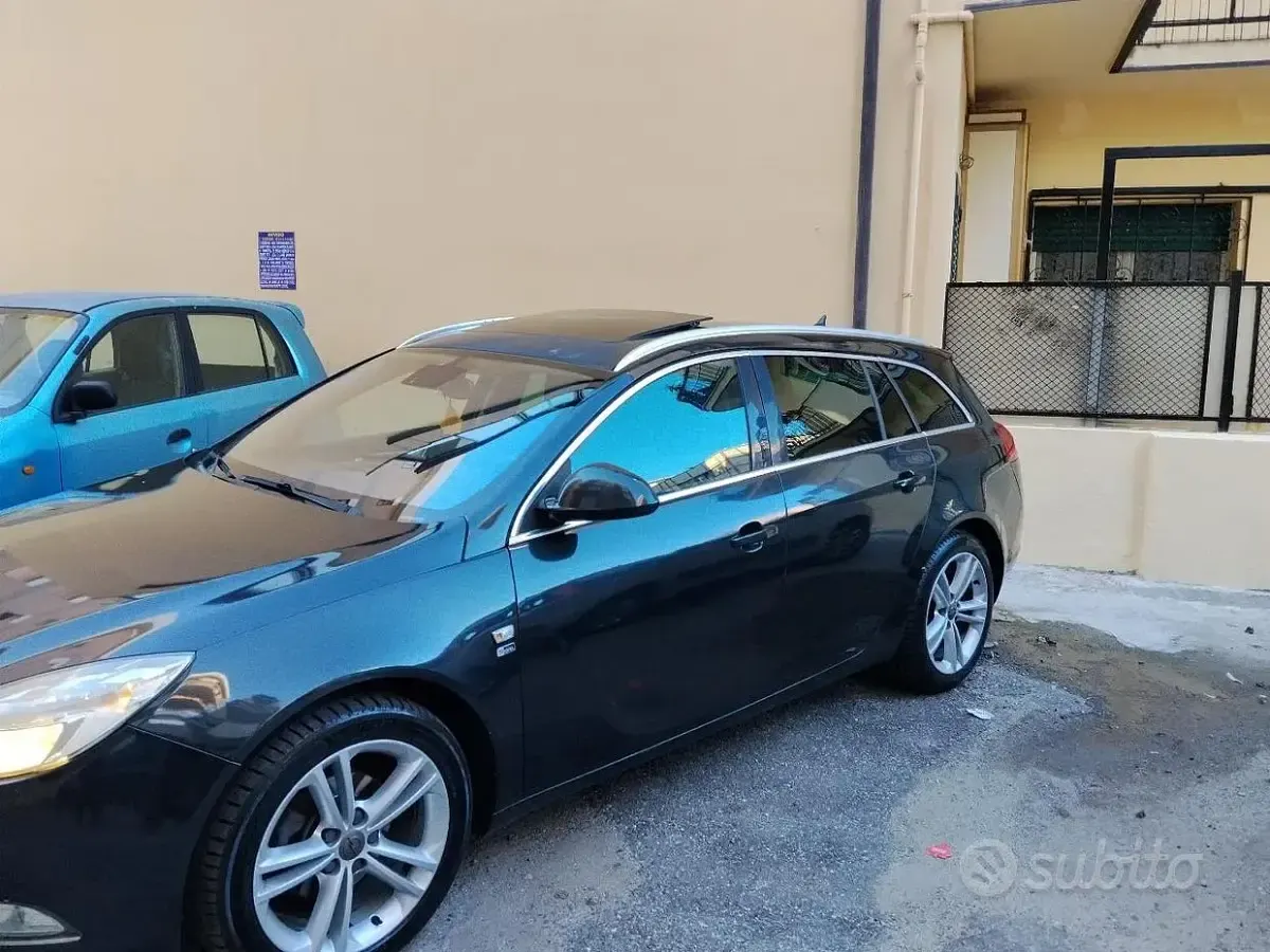 Usata Opel Insignia Eco 2012 Nero Berlina